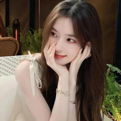 蚁人与黄蜂女：量子狂潮海报
